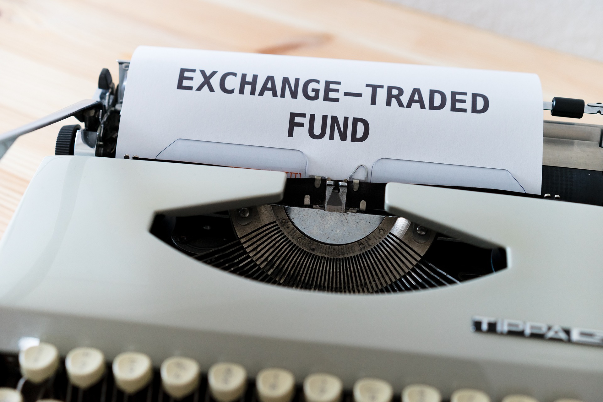 Read more about the article Facts About ETFs That You Should Know